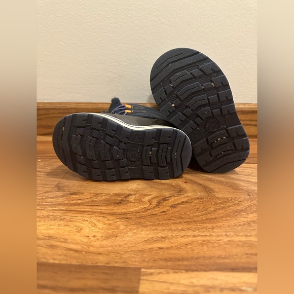 Toddler Boys Mid Calf Bungee Winter Boots - Picture 6 of 8